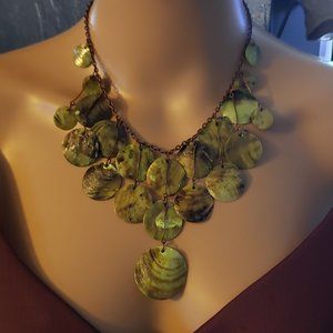 Mother of Pearl statement necklace green